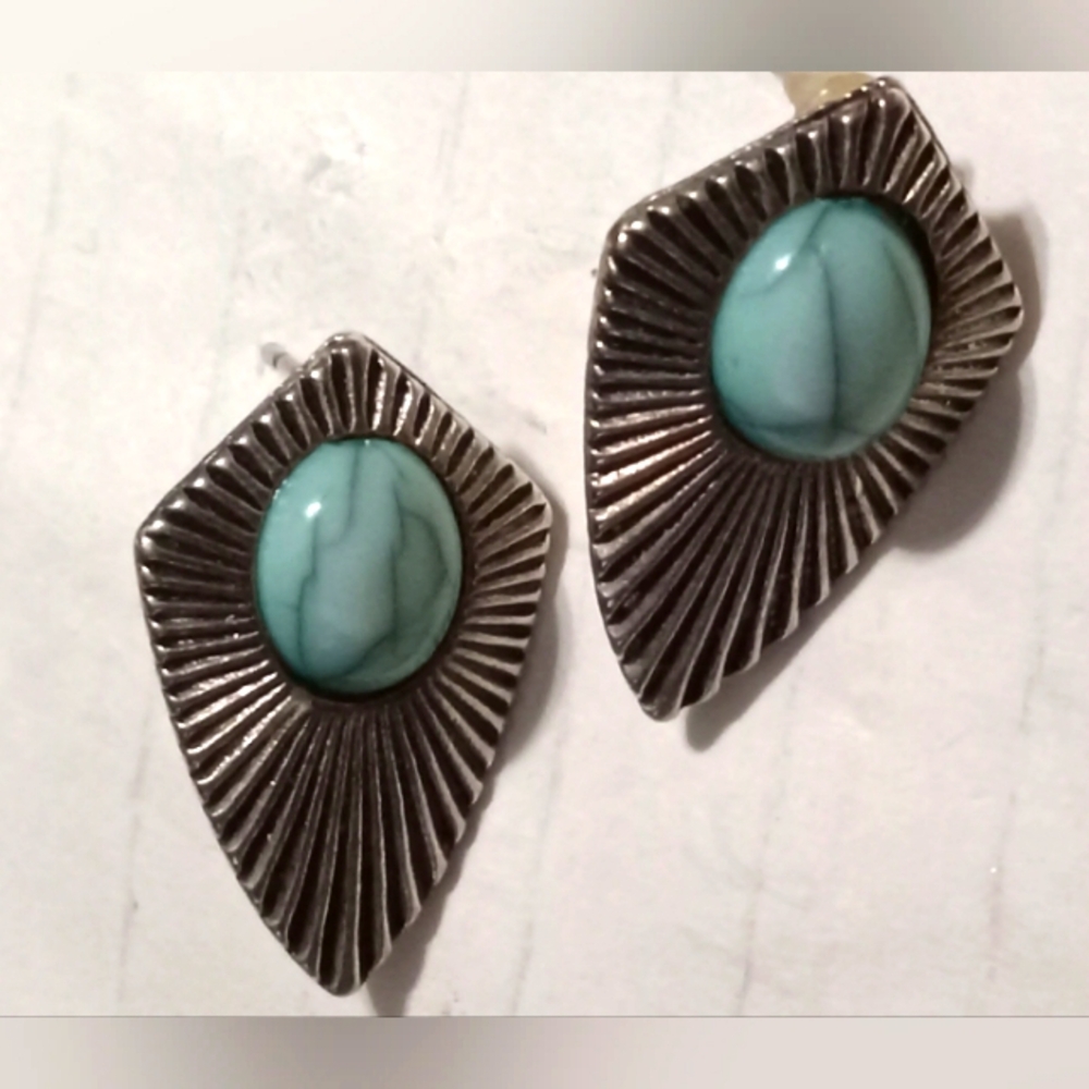 Vintage earrings. Select Earrings 2 For 20